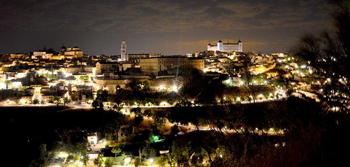 Ciudad de Toledo de noche